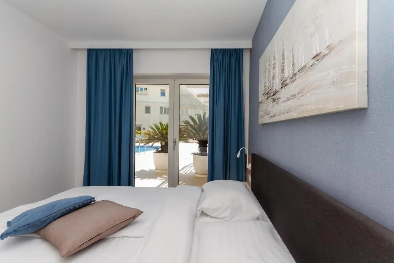 Lux Pool Suite Umag 0*,  Croatia