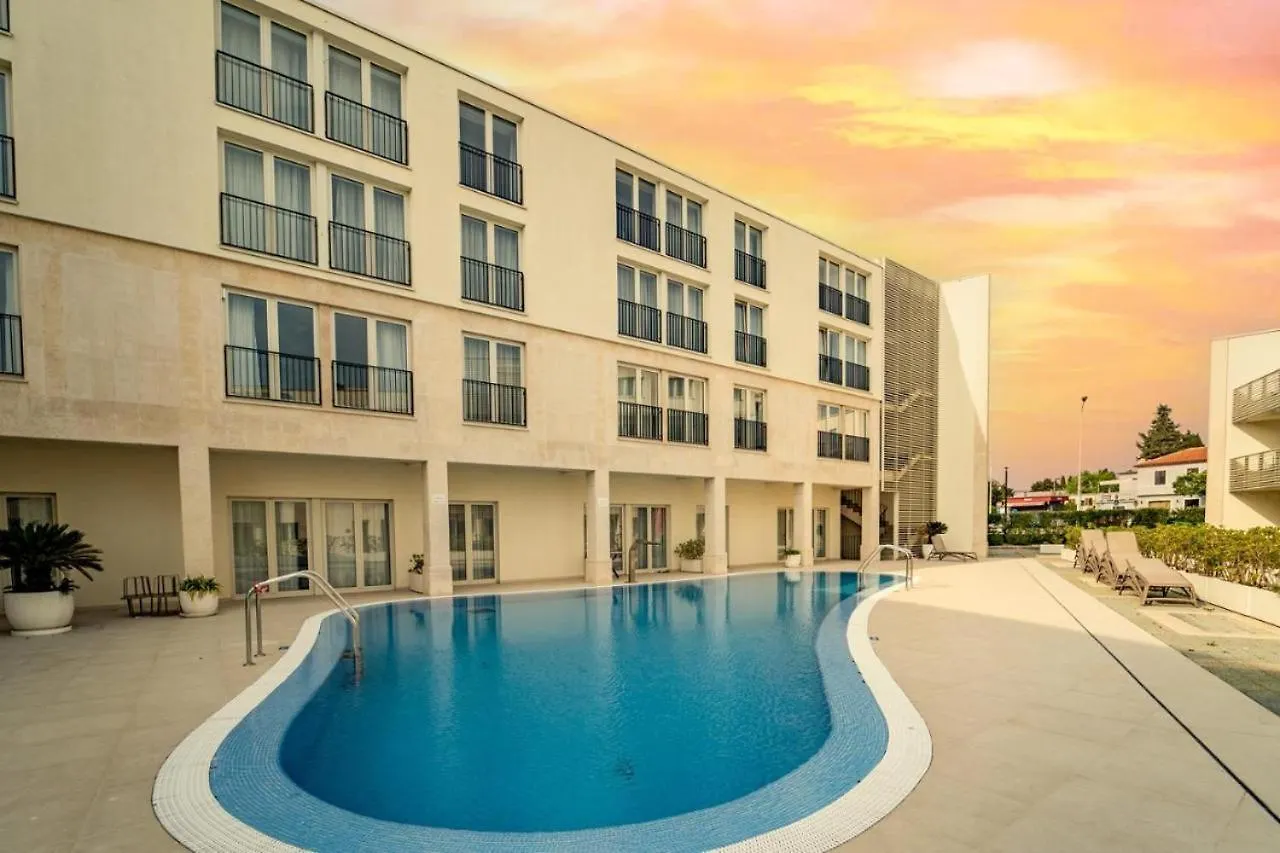 Lux Pool Suite Umag Apartment