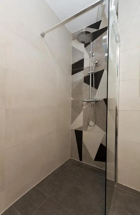 Lux Pool Suite Umag Apartment